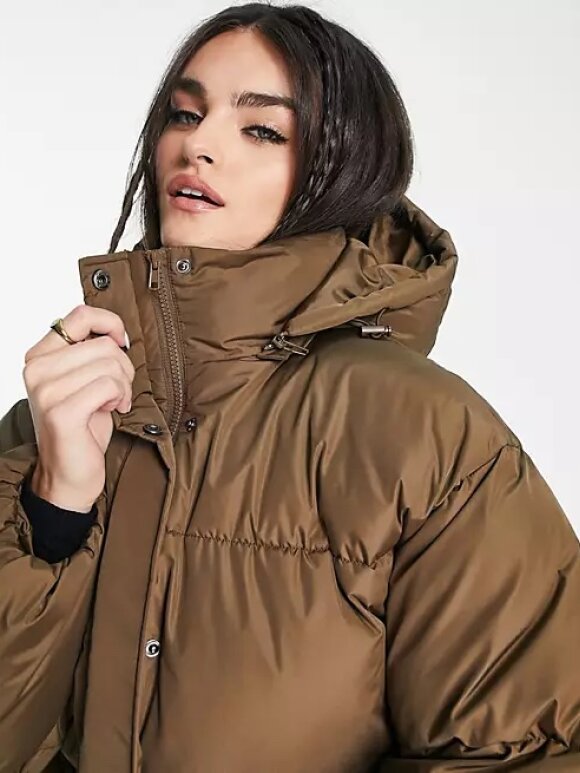 NA-KD OVERSIZED PADDED JACKET