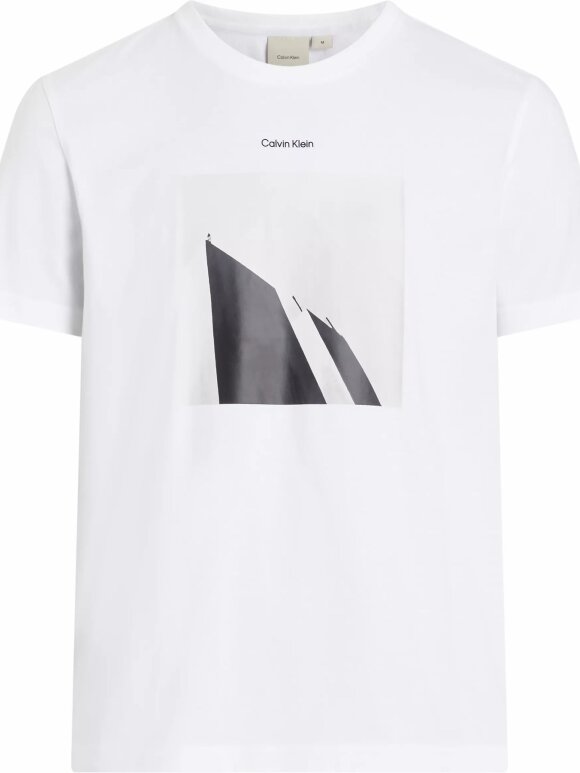 Calvin Klein - CALVIN KLEIN SQUARE T SHIRT