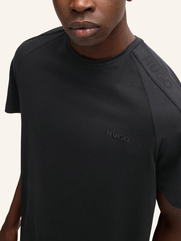 HUGO MENSWEAR - HUGO TONAL LOGO T SHIRT