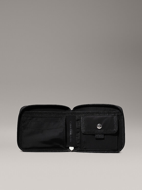 Calvin Klein - CALVIN KLEIN Square Zip Around Wallet